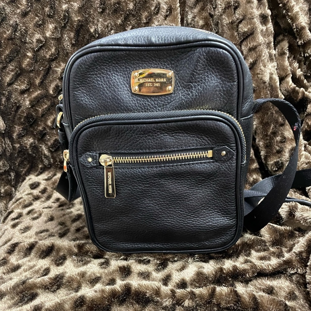Michael Kors Jetset Crossbody Bag (Black)